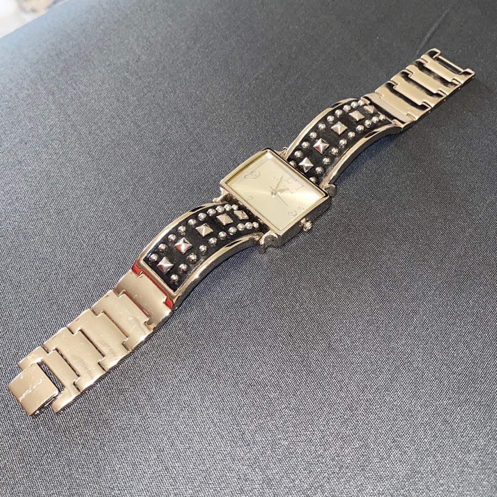 BETSEY JOHNSON WATCH
